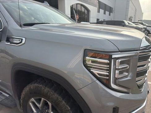 Certified 2025 GMC Sierra 1500 SLT AWD/4WD image 31