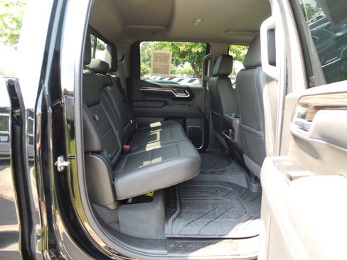 Used 2025 Chevrolet Silverado 1500 RST w/ Dark Appearance Package AWD/4WD image 41