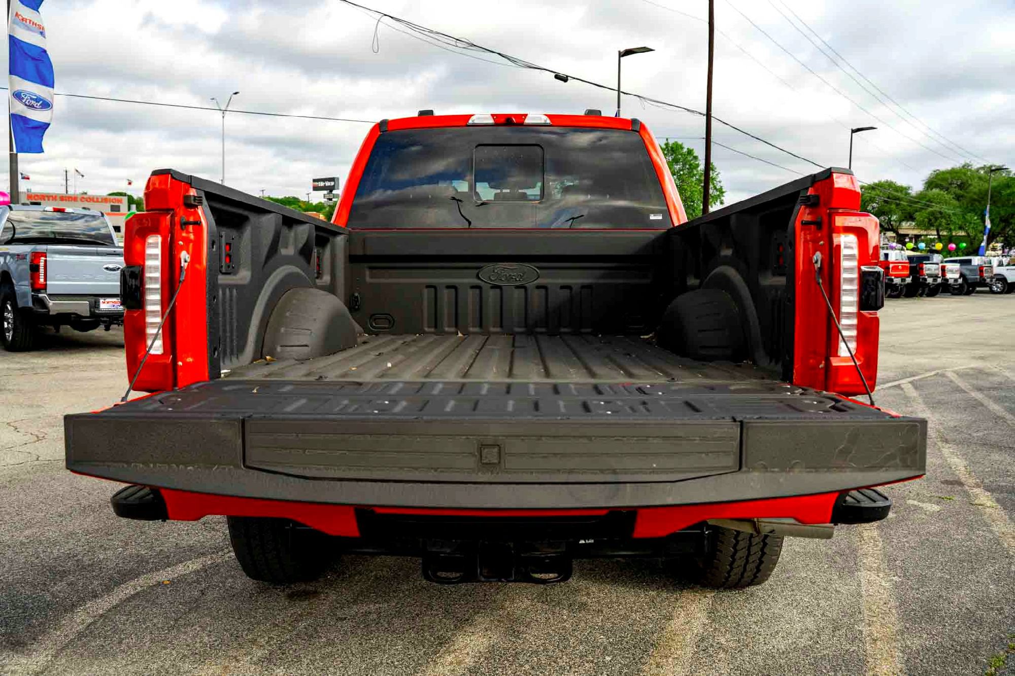 New 2025 Ford F250 Lariat w/ Lariat Ultimate Package AWD/4WD image 7