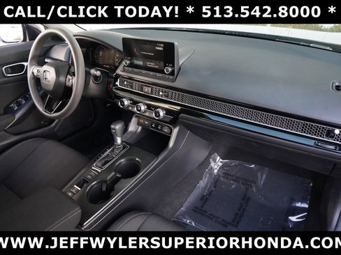 Used 2025 Honda Civic LX image 32