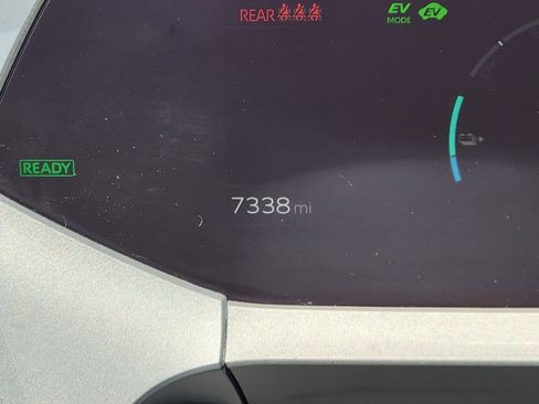 Used 2025 Toyota Prius Plug-In Hybrid w/ Limited Premium Package FWD image 7