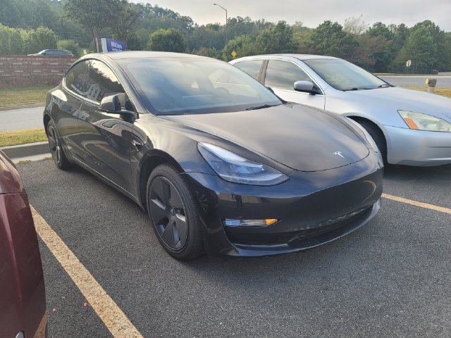 Used 2023 Tesla Model 3 Standard Range RWD image 3