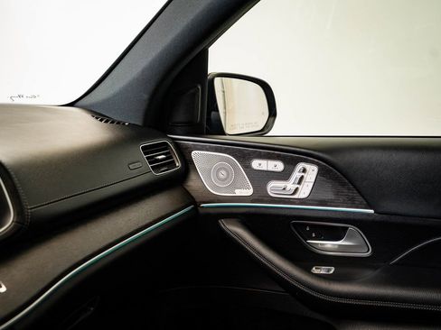 Certified 2022 Mercedes-Benz GLS 450 4MATIC image 34