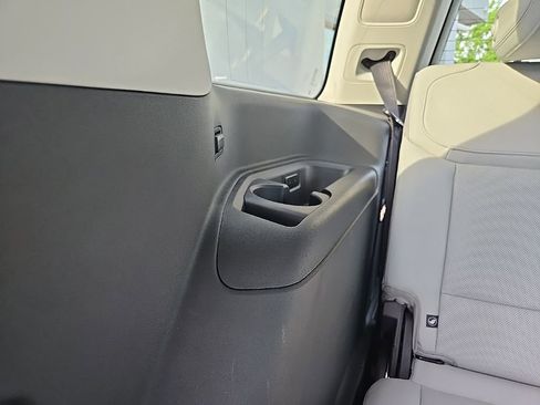 Used 2025 Ford Expedition Platinum w/ Driver's Package AWD/4WD image 95