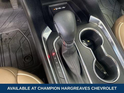 Used 2023 Chevrolet Traverse Premier w/ LPO, Floor Liner Package AWD/4WD image 21