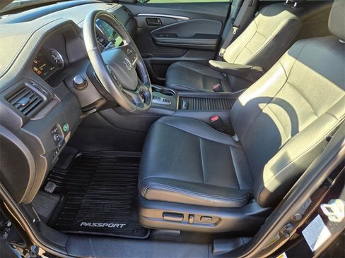 Used 2023 Honda Passport EX-L image 12