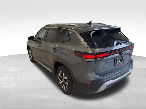 New 2025 Volkswagen Tiguan S image 3