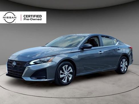 Used 2025 Nissan Altima 2.5 S image 1