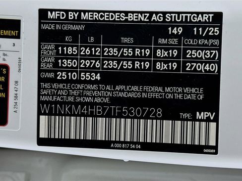 Used 2026 Mercedes-Benz GLC 300 4MATIC image 33