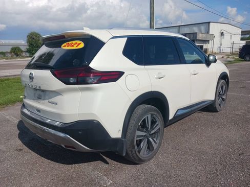 Used 2021 Nissan Rogue Platinum FWD image 3