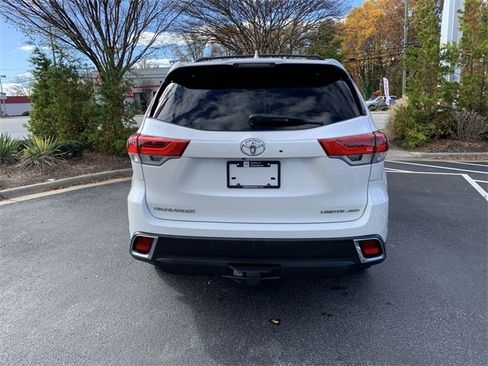 Used 2019 Toyota Highlander Limited Platinum image 7
