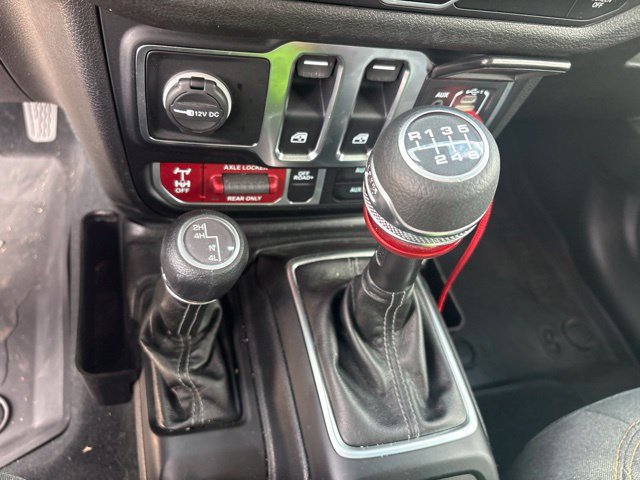 Used 2024 Jeep Wrangler Sport AWD/4WD image 8