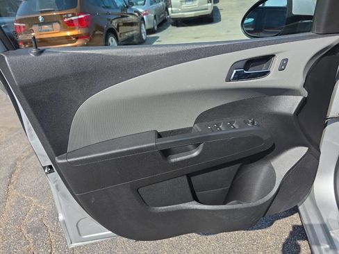 Used 2015 Chevrolet Sonic LT image 11