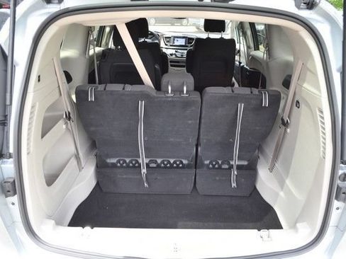Used 2023 Chrysler Voyager LX FWD image 38