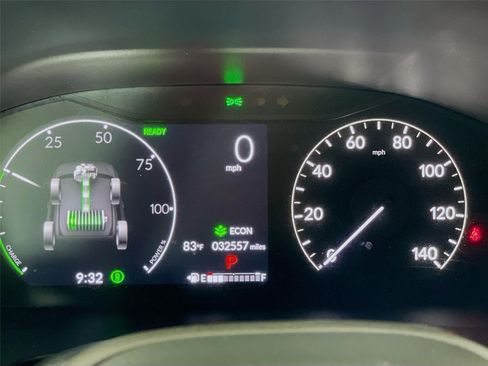 Used 2024 Honda CR-V Sport image 17