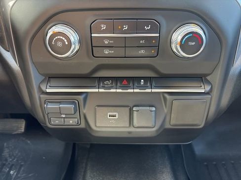 Used 2020 GMC Sierra 2500 4x4 Crew Cab w/ Convenience Package image 20