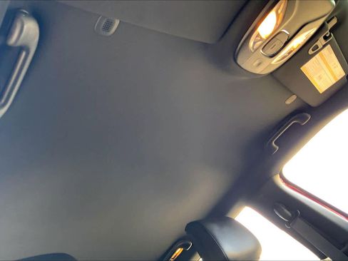 Used 2026 Jeep Compass Limited image 13