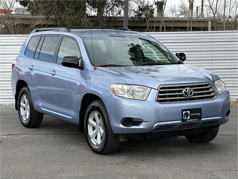 Used 2010 Toyota Highlander 4WD image 8