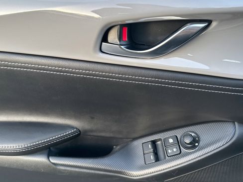 Used 2024 MAZDA MX-5 Miata RF Grand Touring w/ Weather Package image 10