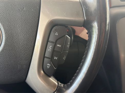 Used 2013 GMC Yukon SLT AWD/4WD image 28
