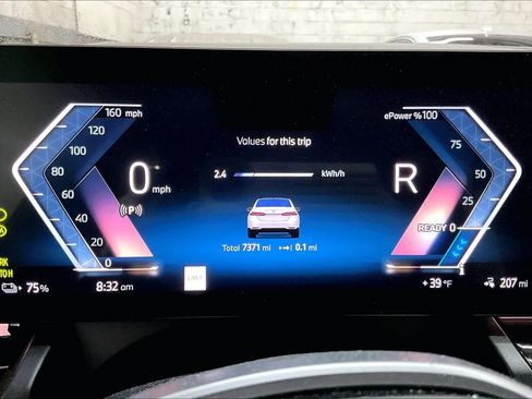 Certified 2025 BMW i5 eDrive40i w/ Premium Package image 22