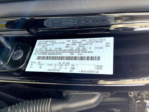 Certified 2025 Ford F150 Lariat w/ FX4 Off-Road Package AWD/4WD image 27