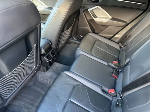 Used 2022 Audi Q3 2.0T Premium image 4