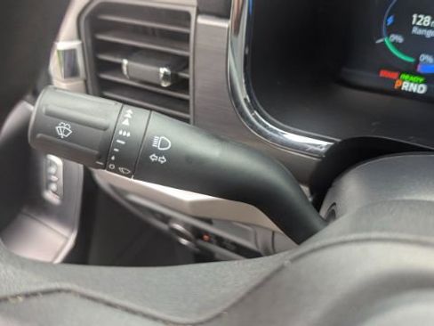 Used 2022 Ford F150 Lightning Pro image 26