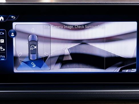 Used 2025 Mercedes-Benz GLS 450 4MATIC image 19