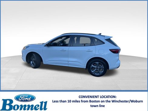 Used 2023 Ford Escape ST-Line Select image 2
