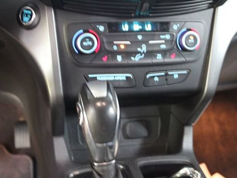 Used 2019 Ford Escape SEL AWD/4WD image 21
