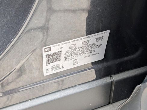 Used 2023 Chevrolet Equinox LT FWD image 42