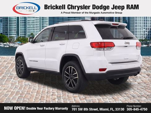 Used 2018 Jeep Grand Cherokee Limited AWD/4WD image 3