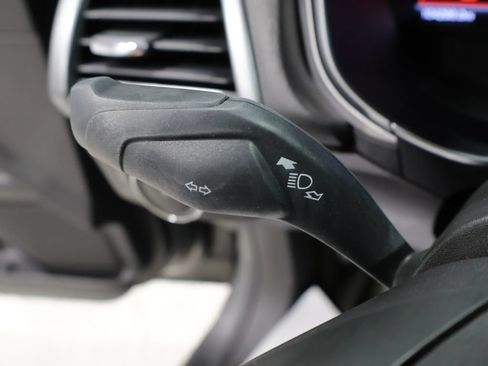Used 2016 Ford Fusion SE FWD image 36