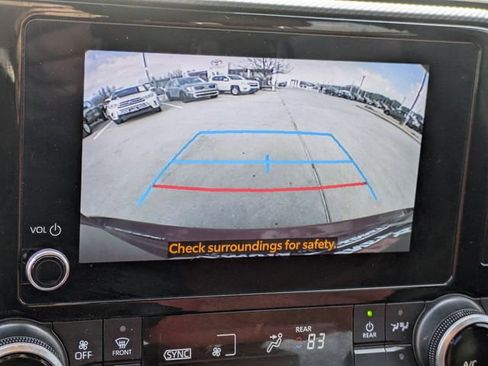 Used 2023 Toyota Highlander XSE image 19