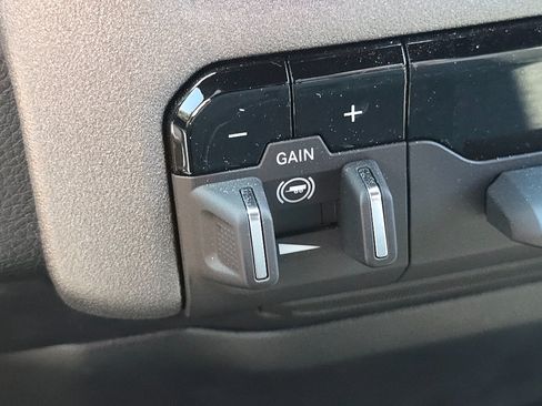 Used 2025 RAM 1500 Warlock AWD/4WD image 34