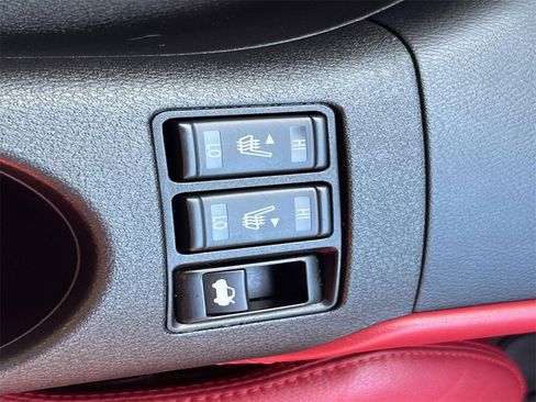 Used 2024 Nissan Z Performance w/ Floor Mat Package image 22