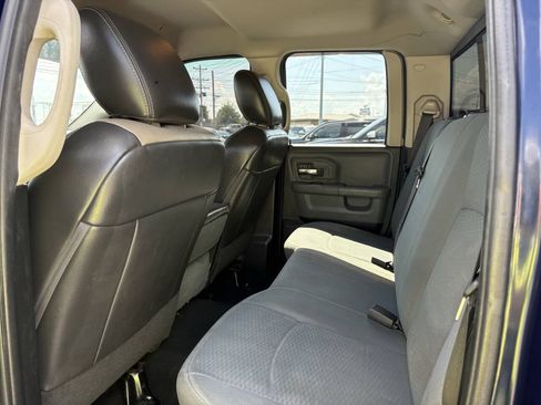 Used 2017 RAM 1500 Classic SLT AWD/4WD image 22