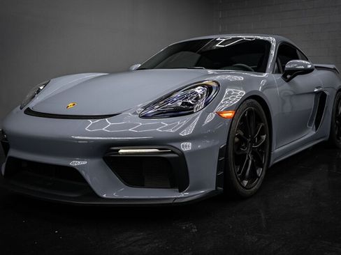 Used 2023 Porsche 718 Cayman GT4 RWD image 7