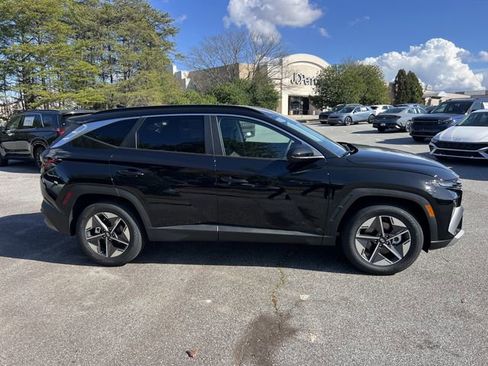 New 2026 Hyundai Tucson SEL FWD image 8