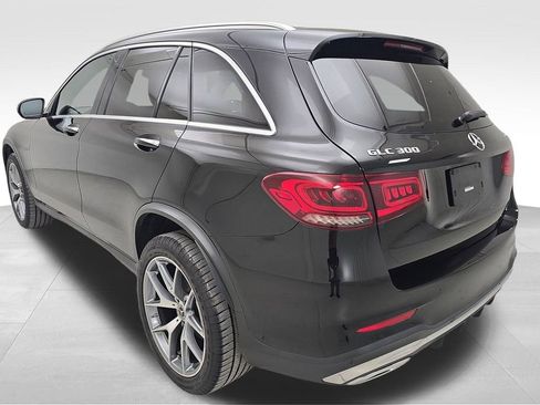 Used 2022 Mercedes-Benz GLC 300 4MATIC image 7