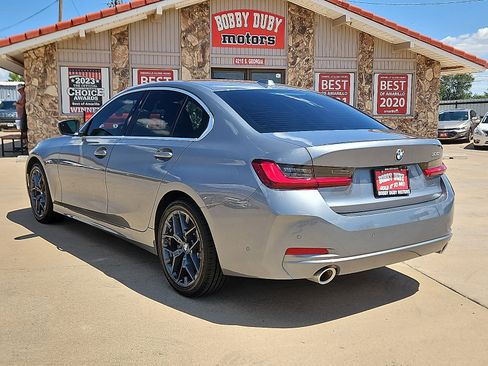Used 2025 BMW 330i Sedan image 2
