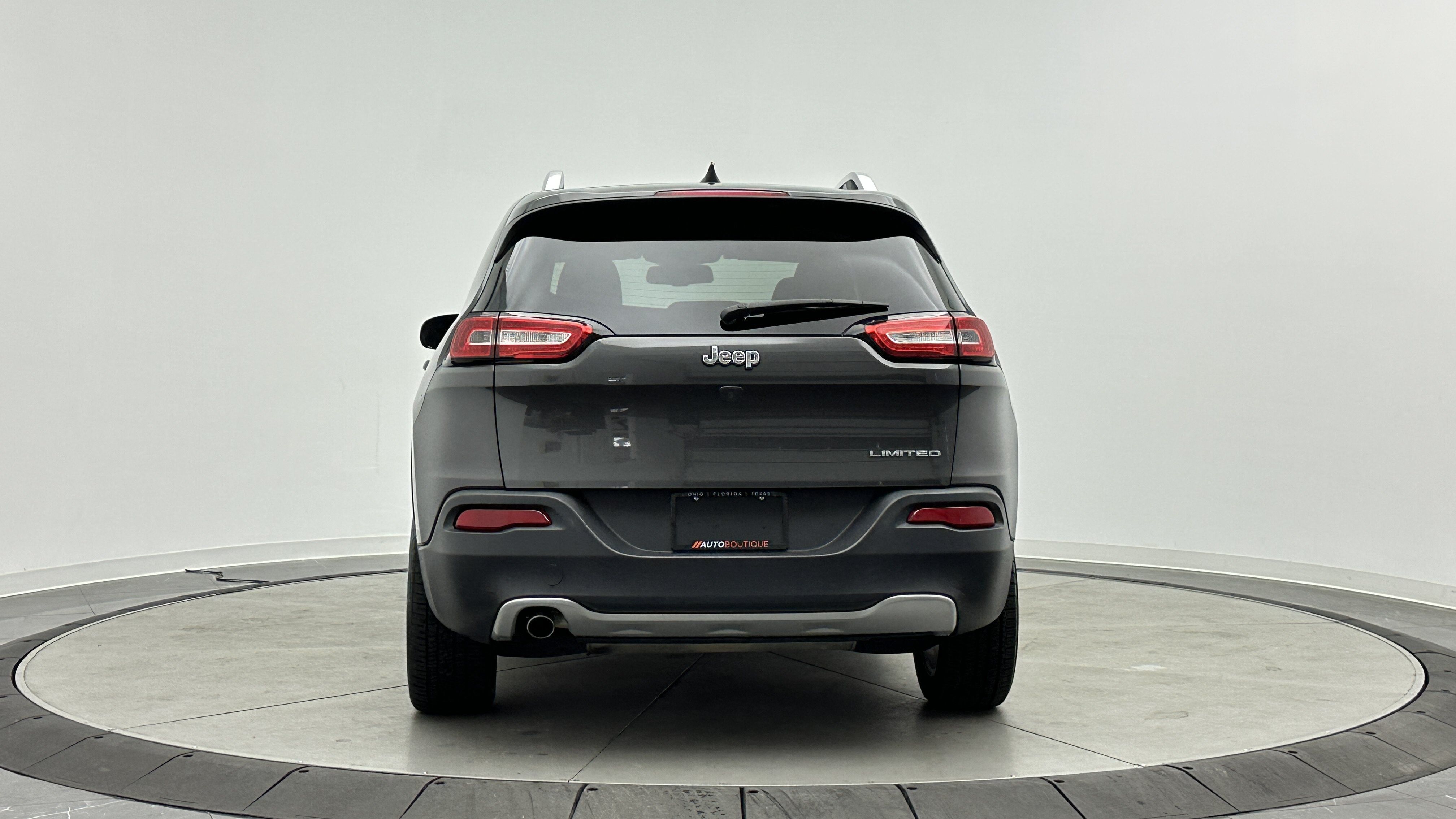 Used 2017 Jeep Cherokee Limited FWD image 6