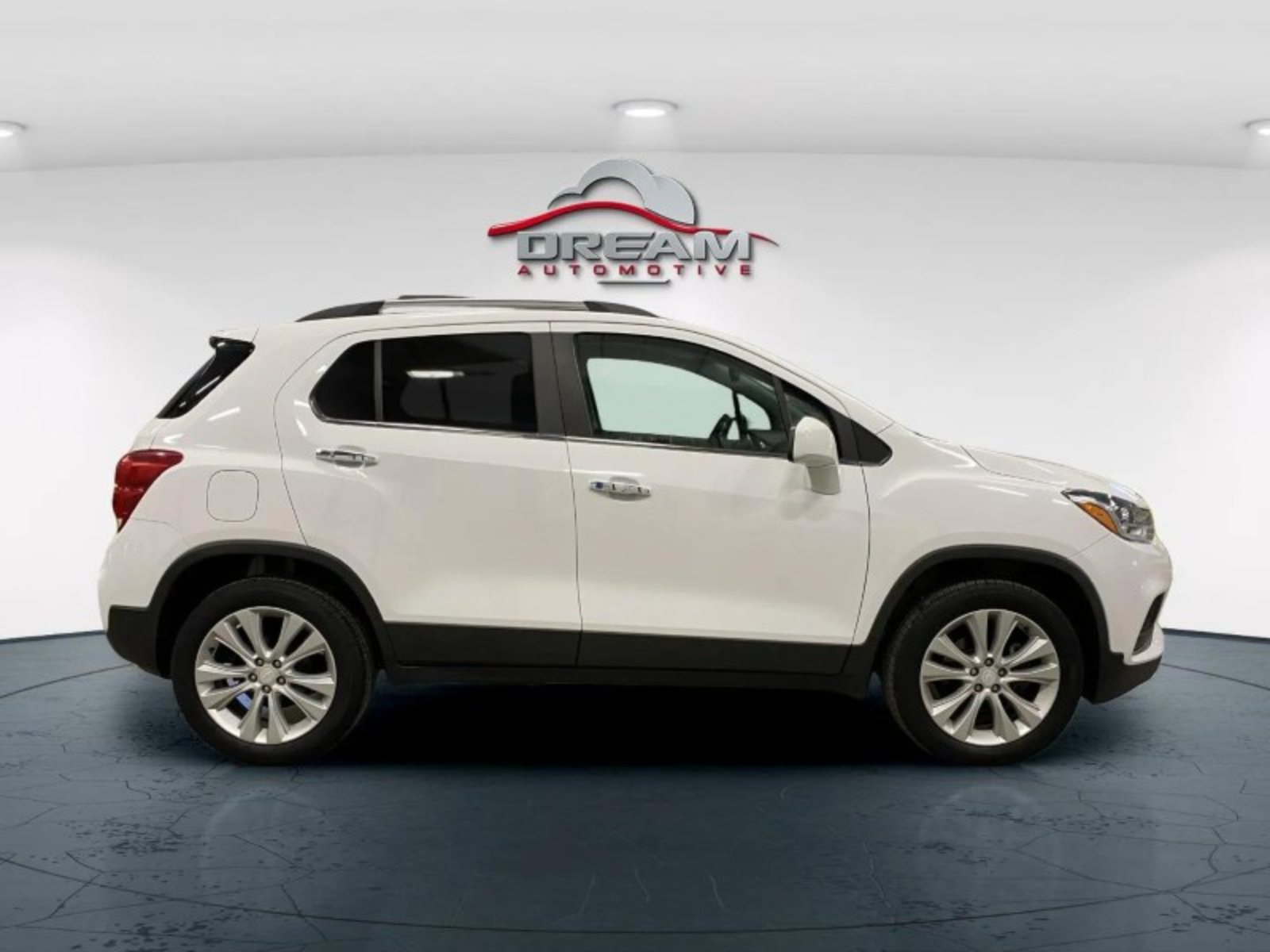 Used 2017 Chevrolet Trax Premier AWD/4WD image 19