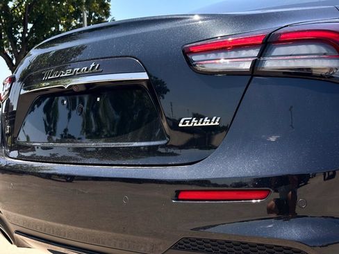 Used 2024 Maserati Ghibli Modena Q4 AWD/4WD image 7