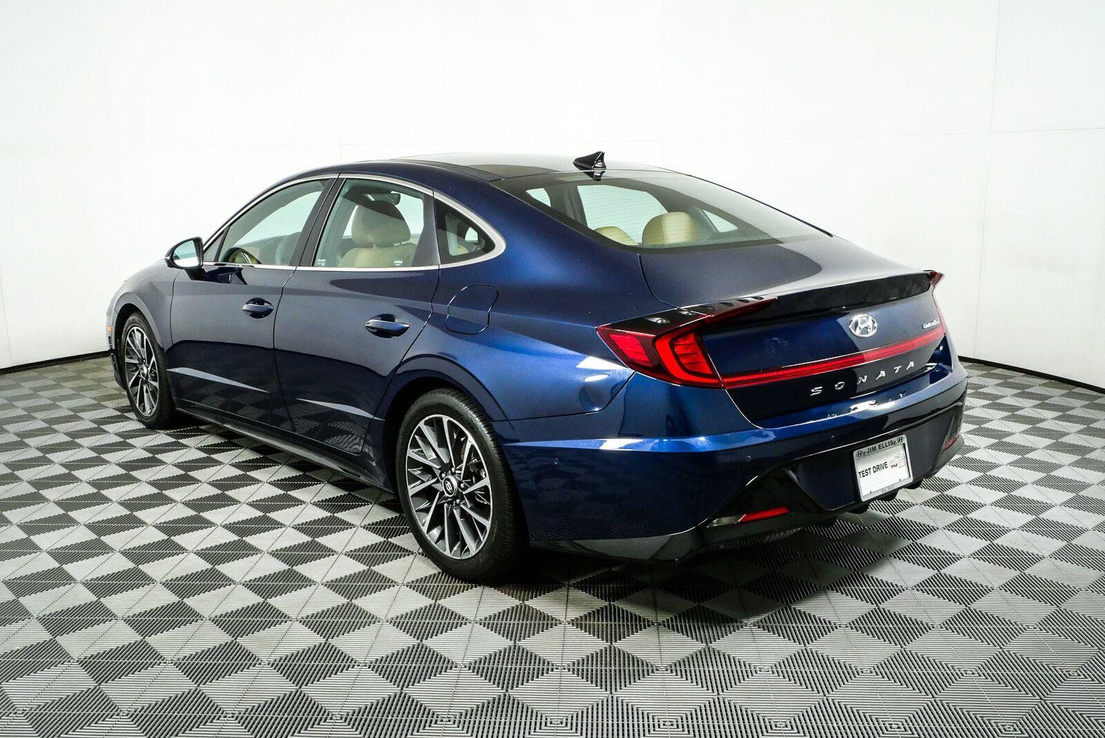 Used 2021 Hyundai Sonata Limited w/ Cargo Package FWD image 30