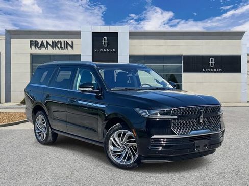 Used 2025 Lincoln Navigator Reserve AWD/4WD image 1