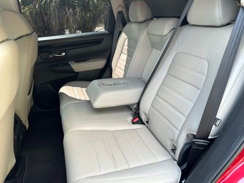 Used 2025 Honda CR-V EX-L image 32