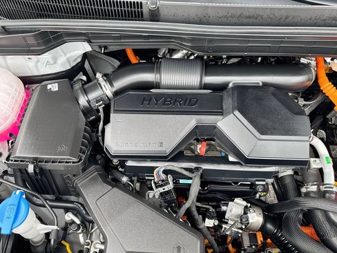 Certified 2026 Kia Carnival EX FWD image 35