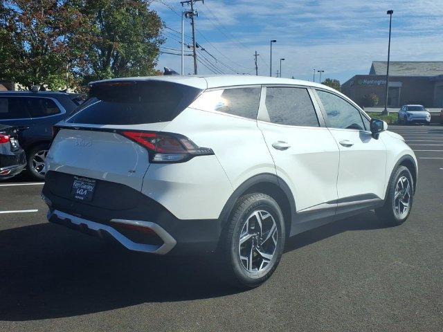 Certified 2023 Kia Sportage LX AWD/4WD image 6